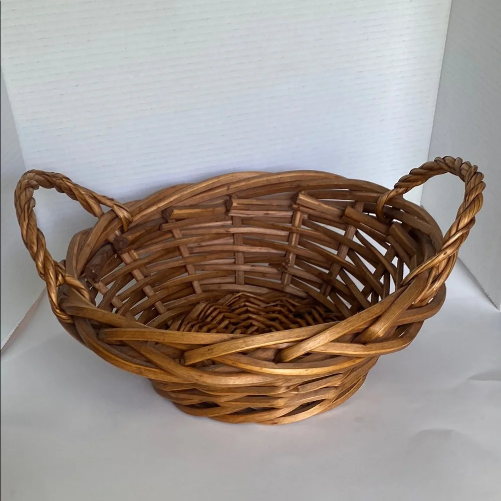 Vintage Chucky Wicker Basket 13” W x 5 1/2” D